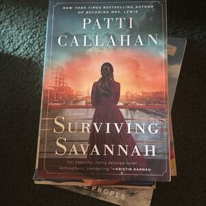 Patti Callahan Surviving Savannah Paperback Novel - Teal & Coral Cover